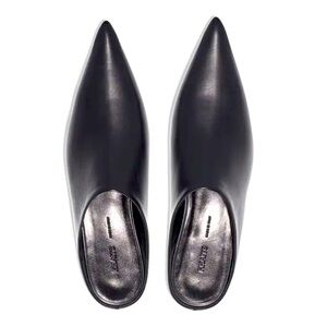 Khaite Cornelia Slides in black leather